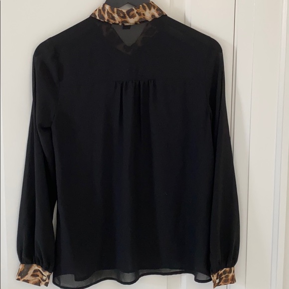 Forever 21 black shirt with cheetah print details - Picture 2 of 2